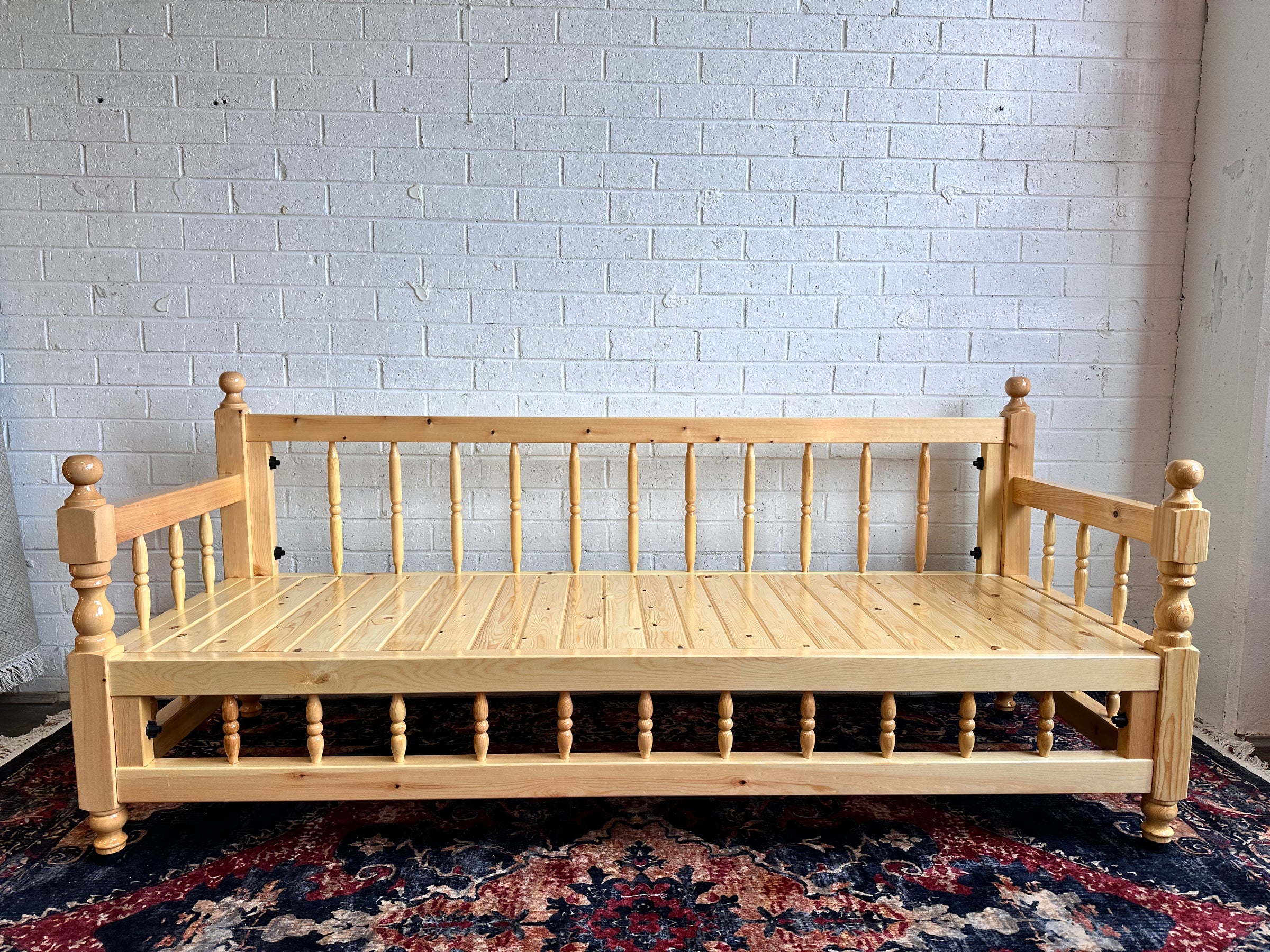 3-Seater Light Colour Wood Sedir