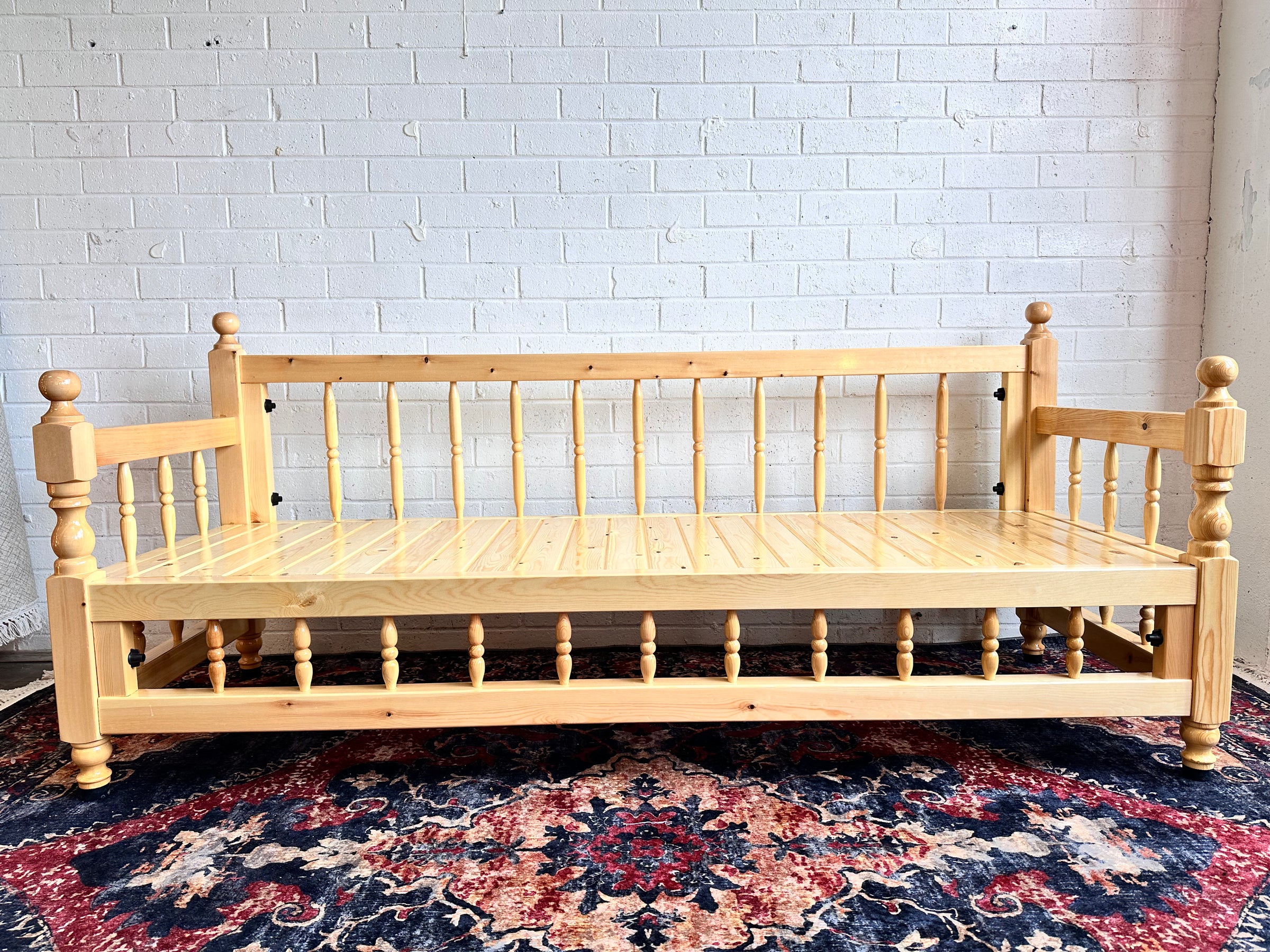 3-Seater Light Colour Wood Sedir