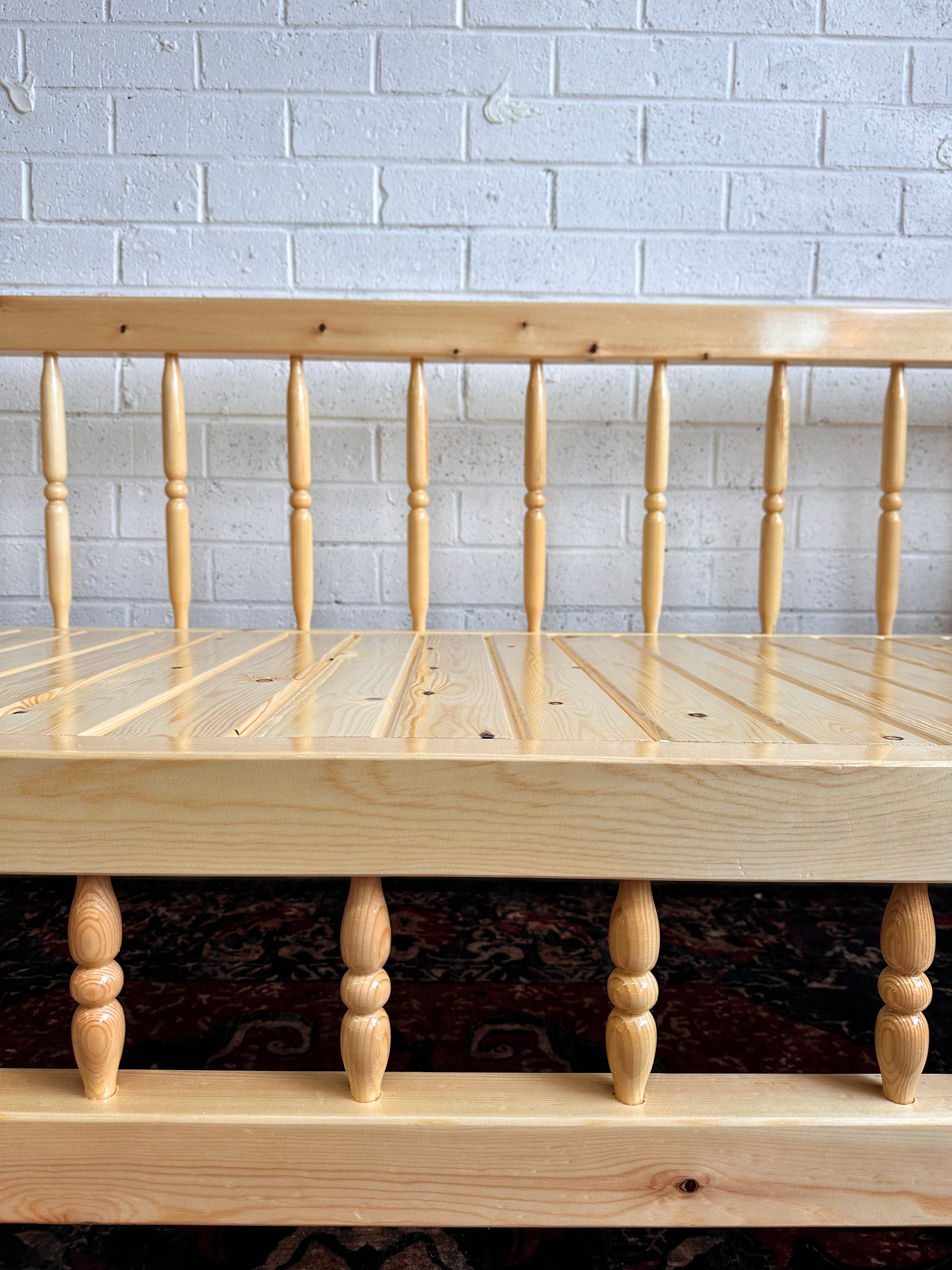 3-Seater Light Colour Wood Sedir