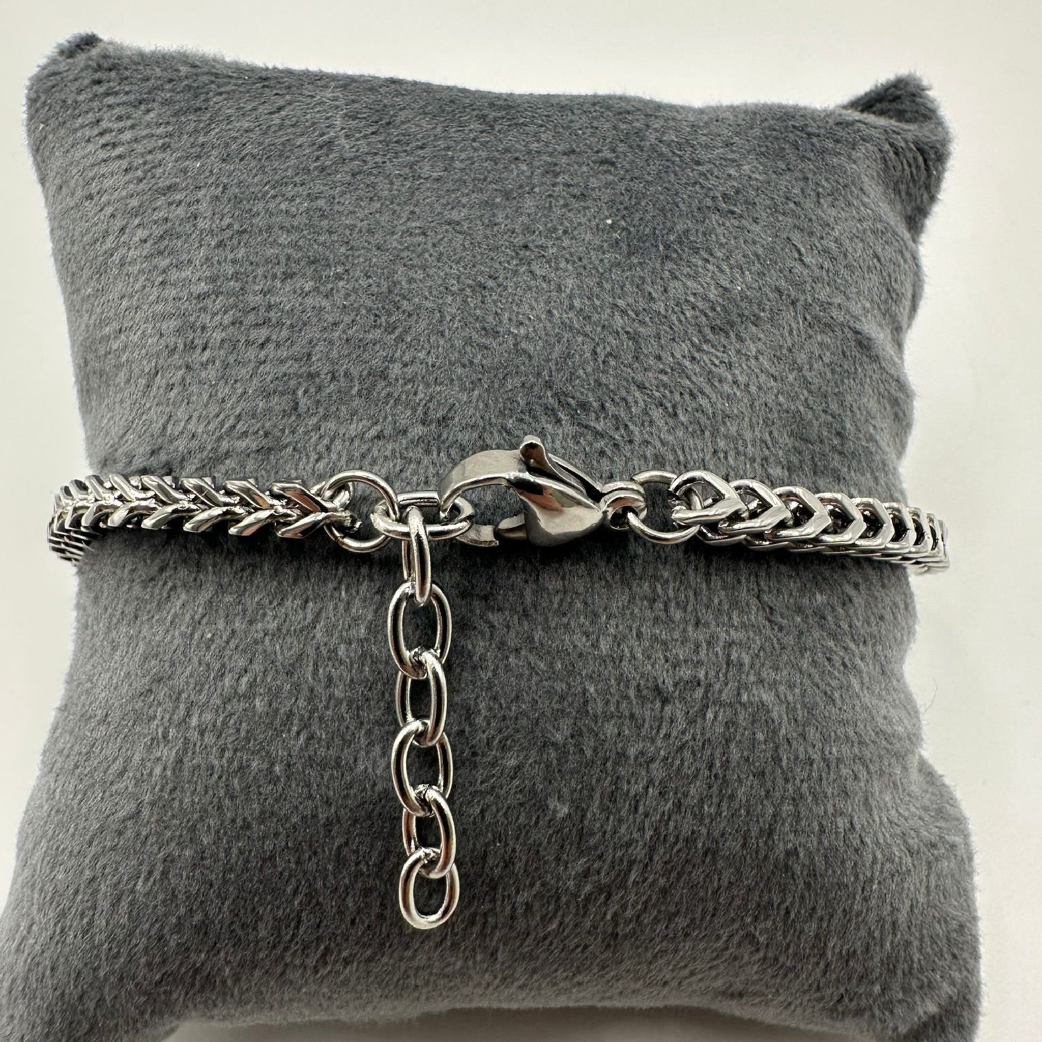 Hypoallergenic Titanium Bracelet – IAB-B7