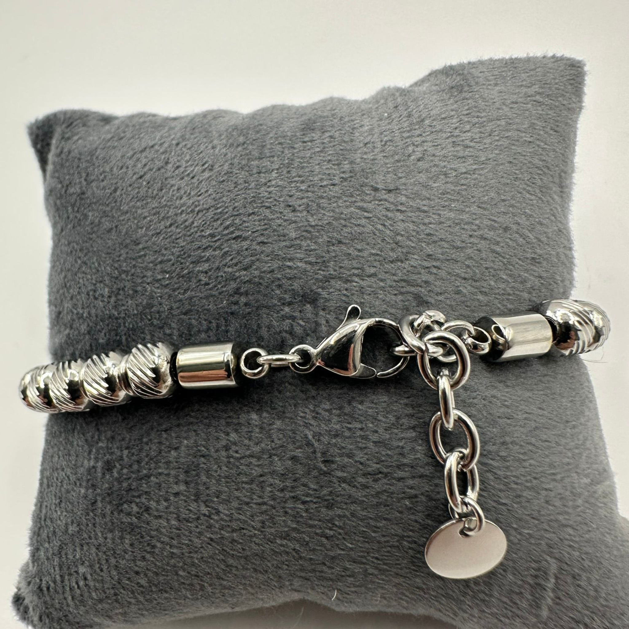 Hypoallergenic Titanium Bracelet – IAB-B8