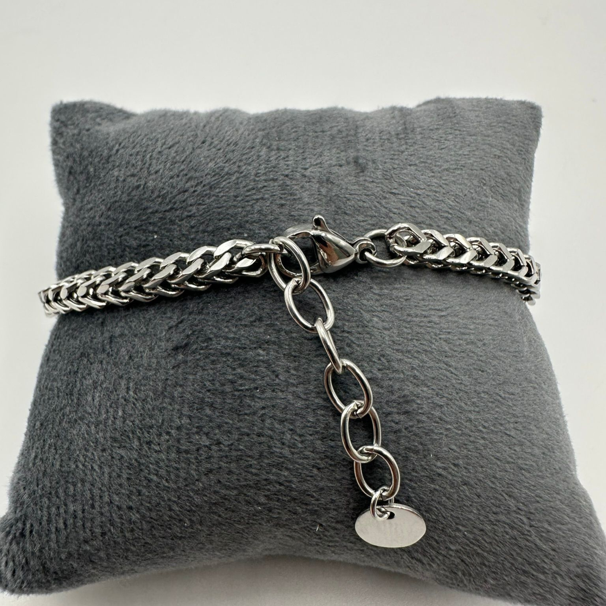 Hypoallergenic Titanium Bracelet – IAB-B10