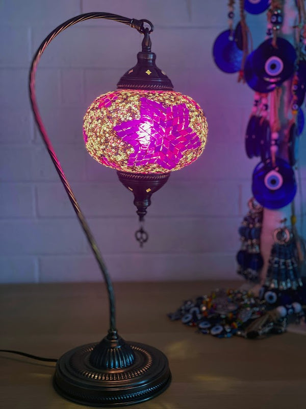 Large Swan Lamp- Pink