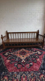 3-SEATER DARK COLOR WOOD SEDIR