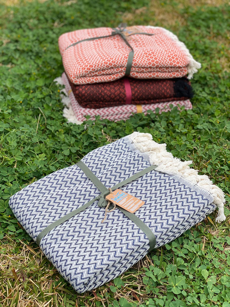 Handwoven Cotton Throw - Navy